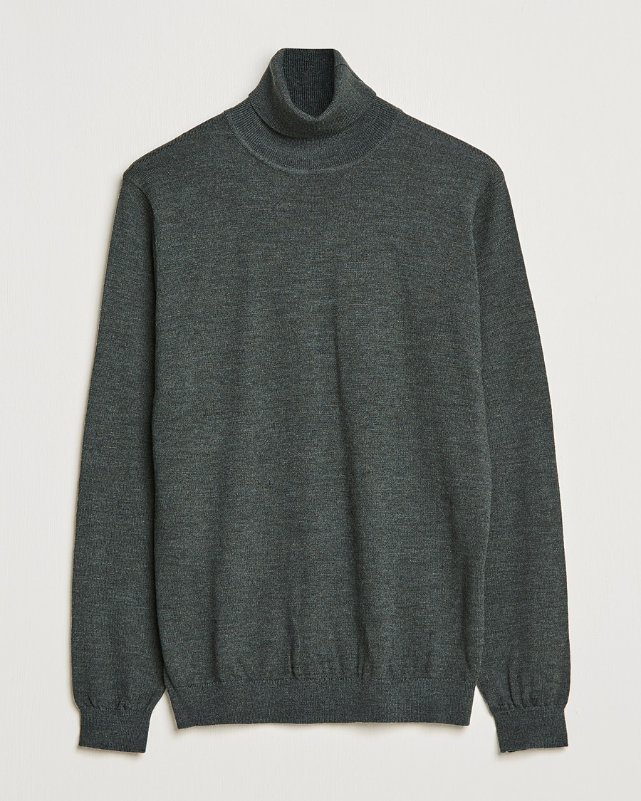 Mies | Puserot | A Day's March | Nela Merino Rollneck Moss Melange