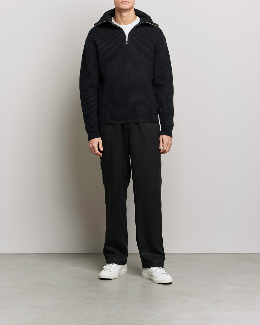 Mies | Puserot | Samsøe Samsøe | Samsøe & Samsøe Logan Zip Turtle Neck Black
