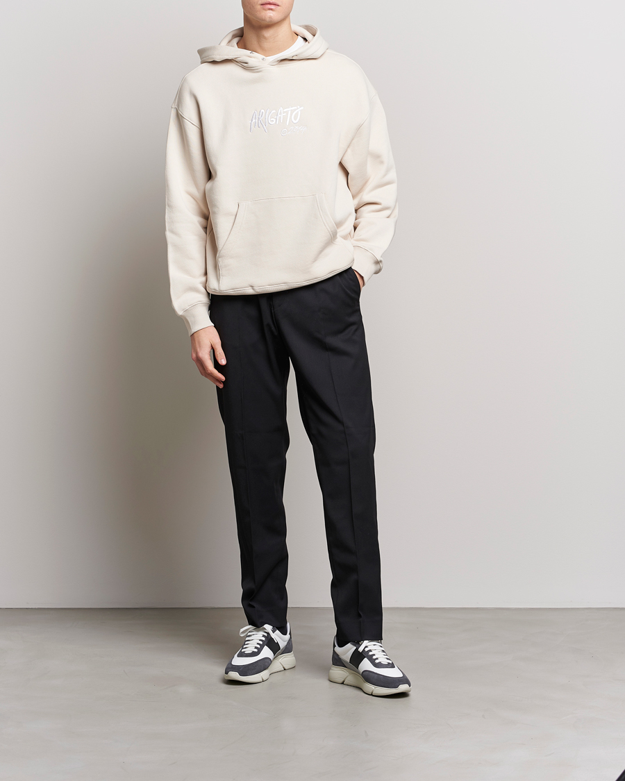 Mies | Puserot | Axel Arigato | Arigato Tag Hoodie Pale Beige
