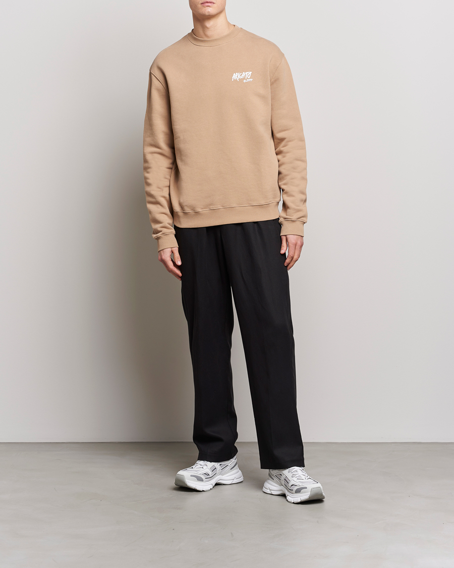 Mies | Puserot | Axel Arigato | Arigato Graffiti Sweatshirt Camel