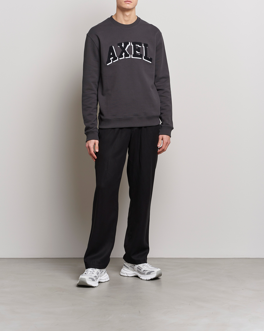 Mies | Puserot | Axel Arigato | Axel Arc Sweatshirt Volcanic Ash
