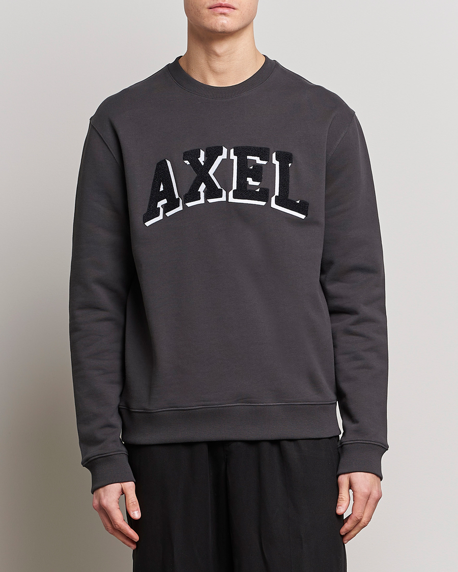 Mies |  | Axel Arigato | Axel Arc Sweatshirt Volcanic Ash