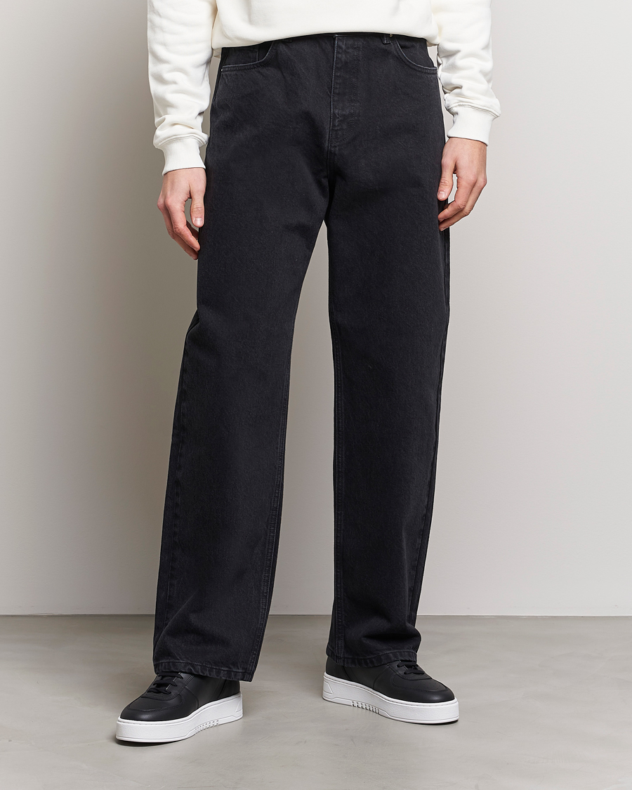 Mies | Farkut | Axel Arigato | Zine Relaxed Fit Jeans Faded Black