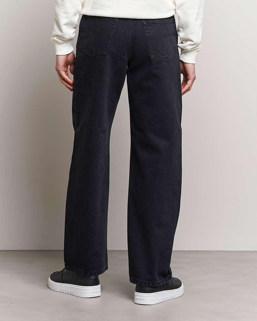 Mies | Farkut | Axel Arigato | Zine Relaxed Fit Jeans Faded Black