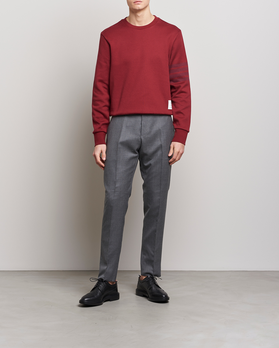 Mies | Puserot | Thom Browne | Tonal 4 Bar Sweatshirt Burgundy