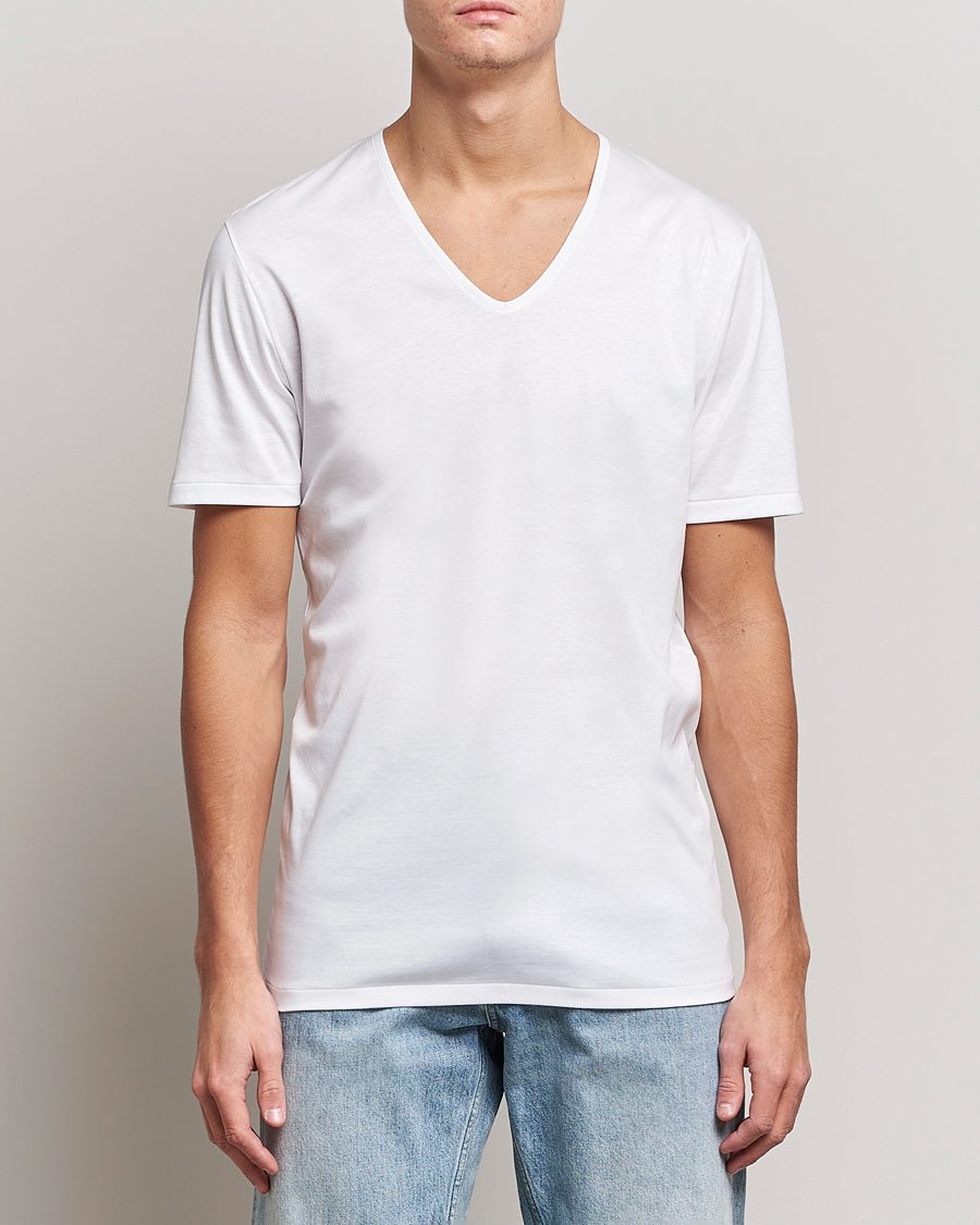 Mies | Zimmerli of Switzerland | Zimmerli of Switzerland | Sea Island Cotton V-Neck T-Shirt White