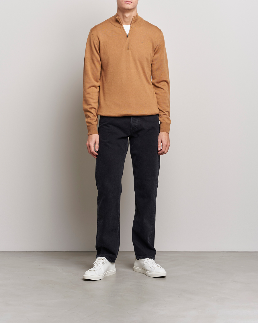 Mies | Vaatteet | J.Lindeberg | Kian Quarter Zip Merino Sweater Chipmunk