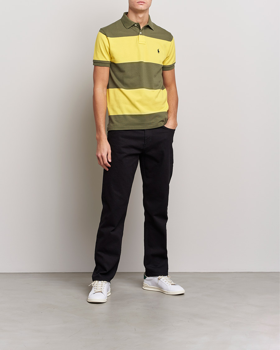 Mies | Pikeet | Polo Ralph Lauren | Custom Slim Fit Barstriped Polo Lemon/Dark Sage