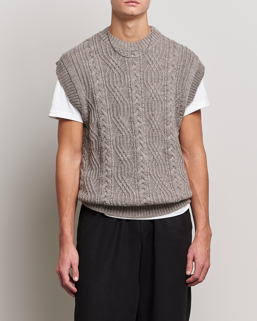 Mies | Puserot | NN07 | Cable Structured Knitted Vest Nature Melange