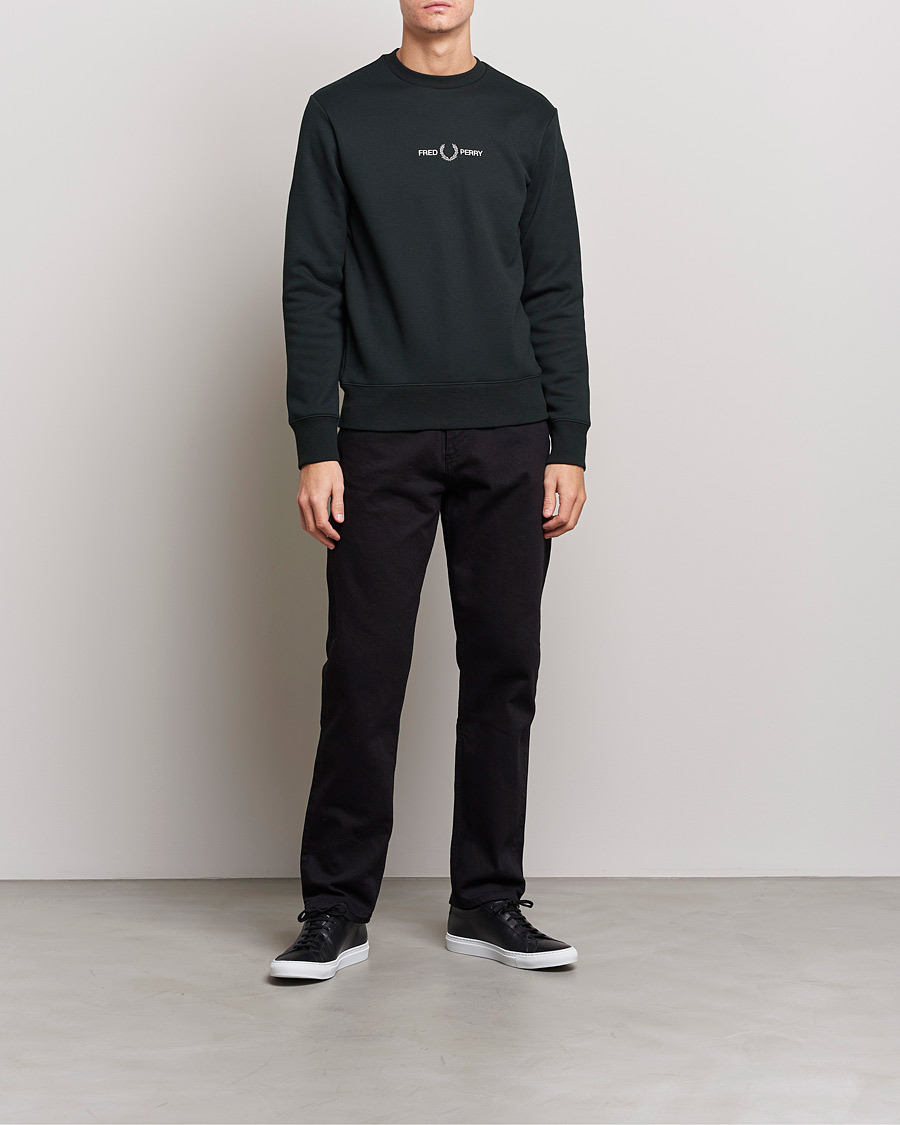 Mies | Puserot | Fred Perry | Emboided Sweatshirt Night Green