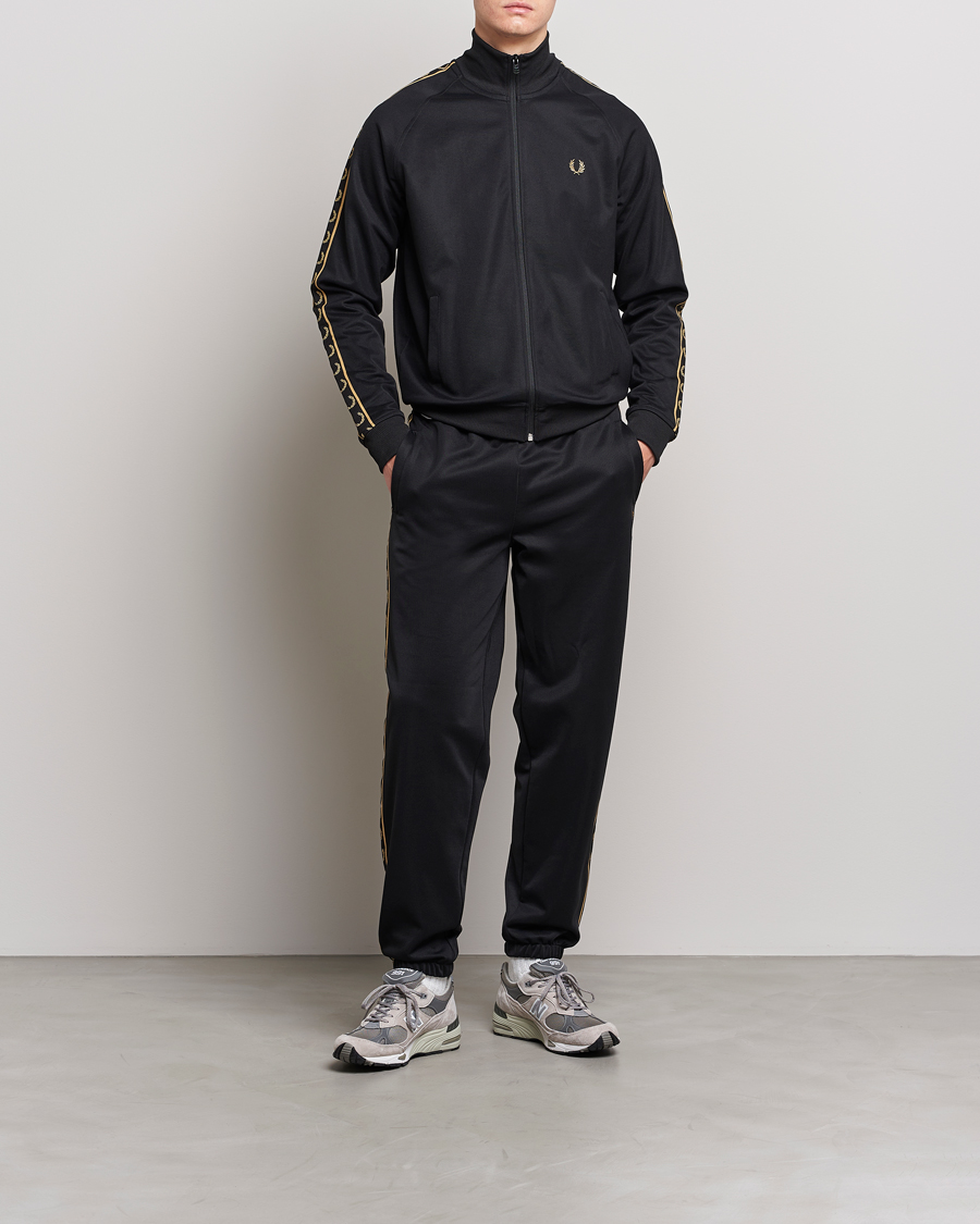 Mies | Puserot | Fred Perry | Taped Track Jacket Black