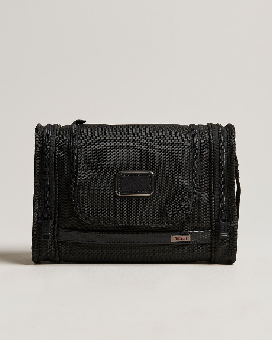 Mies | Laukut | TUMI | Alpha Hanging Travel Kit Black