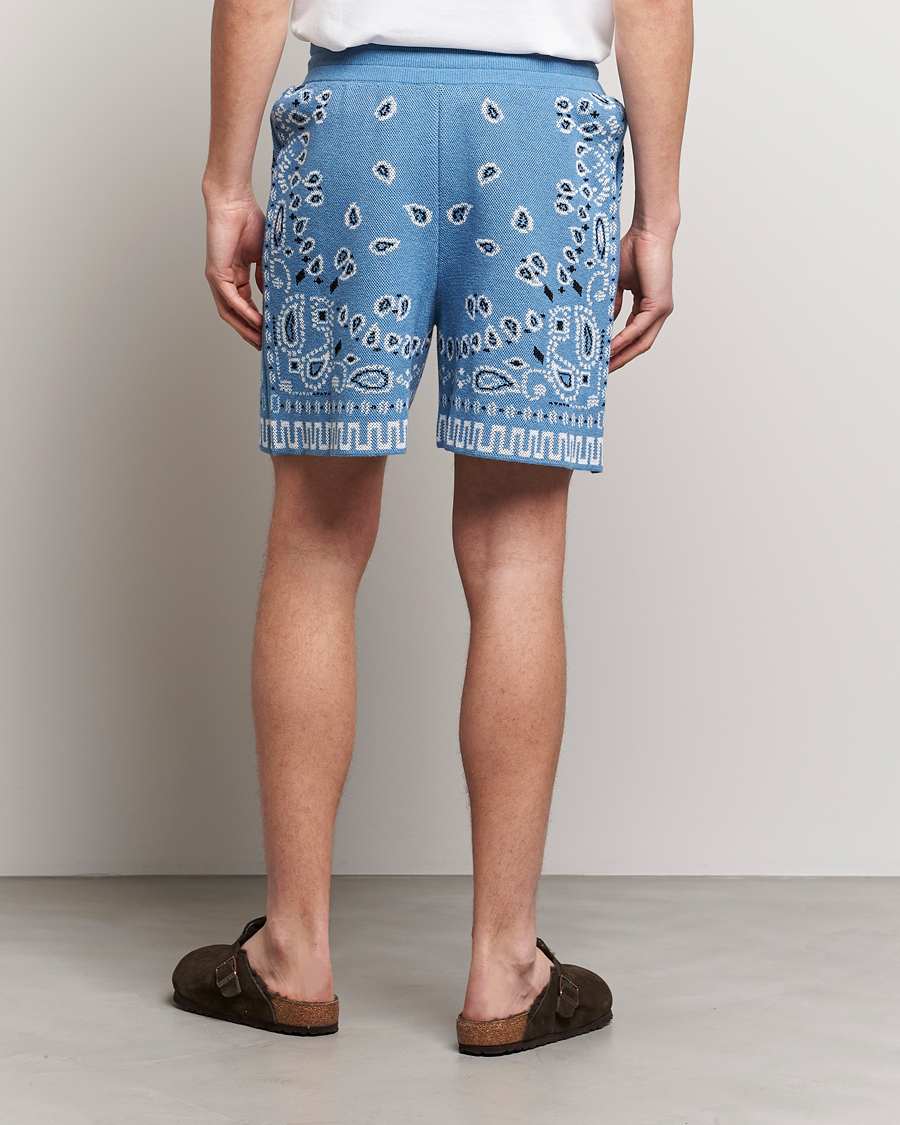 Mies | Shortsit | Alanui | Bandana Print Shorts Light Blue
