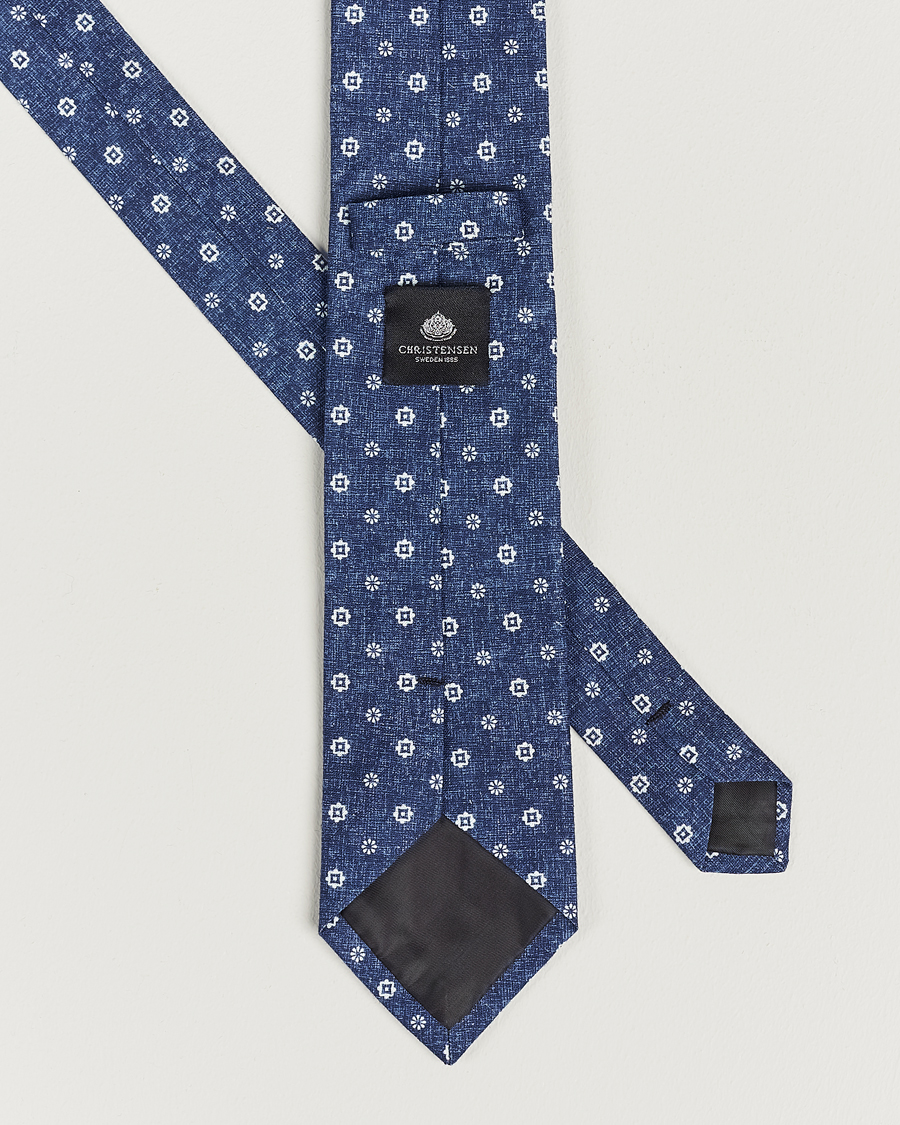 Mies | Solmiot | Amanda Christensen | Box Set Printed Linen 8cm Tie With Pocket Square Navy