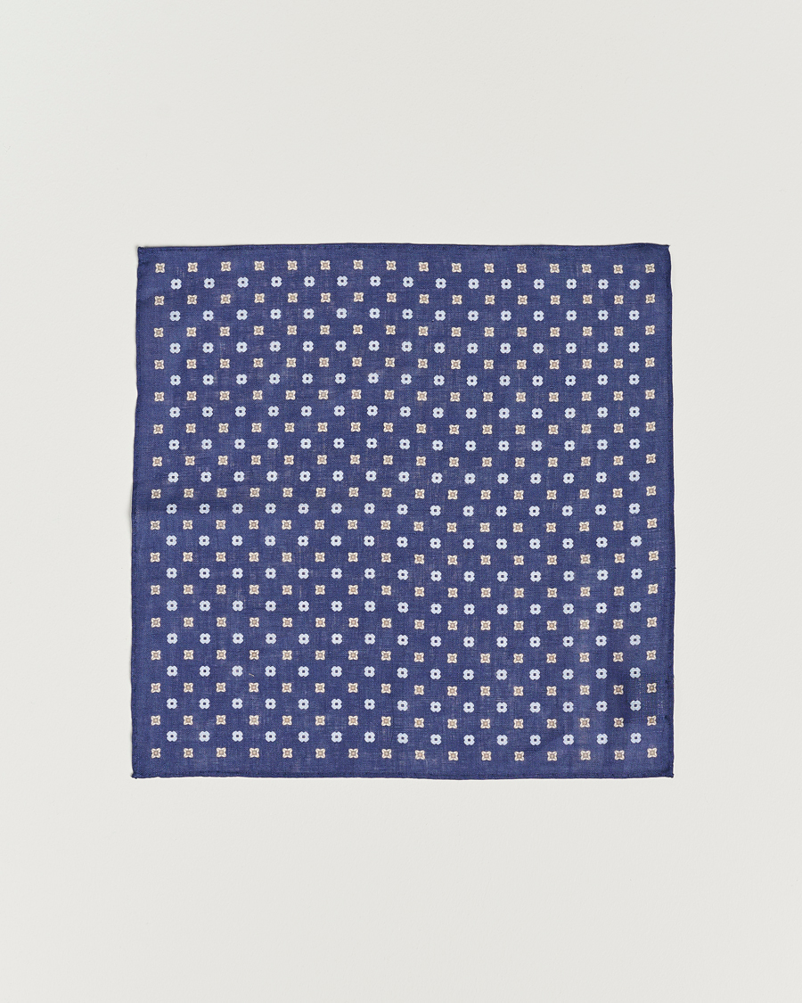 Mies | Amanda Christensen Linen Printed Flower Pocket Square Navy | Amanda Christensen | Linen Printed Flower Pocket Square Navy