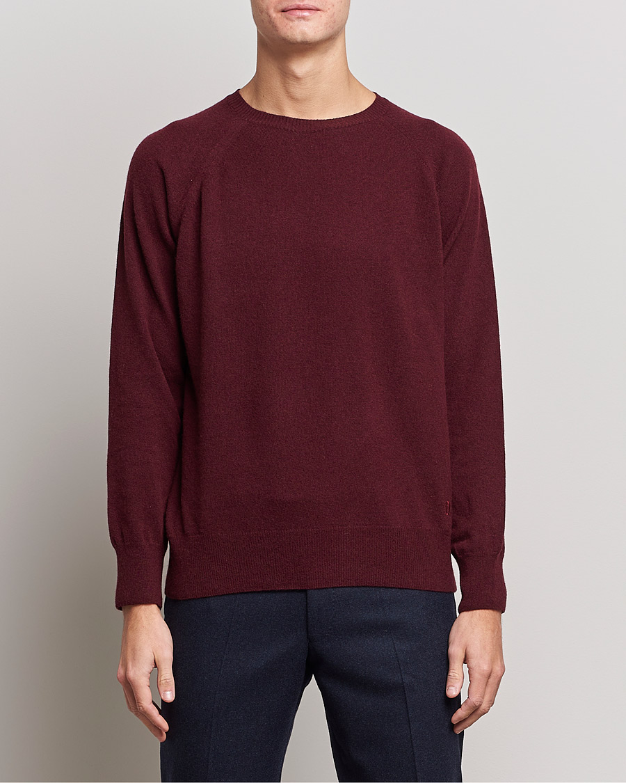 Mies | Puserot | Oscar Jacobson | Gustaf Lambswool Raglan Crew Neck Burgundy