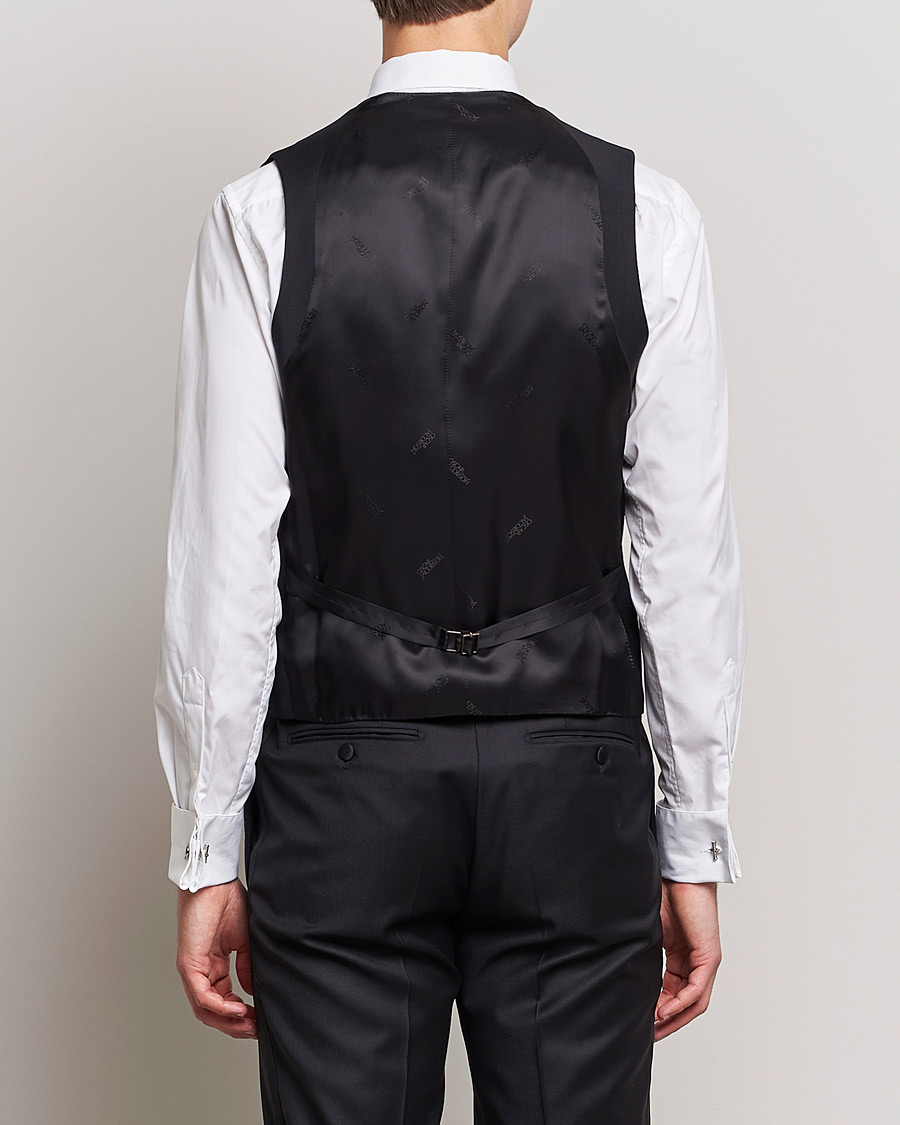 Mies | Pikkutakit | Oscar Jacobson | Hale Wool Tuxedo Waistcoat Black