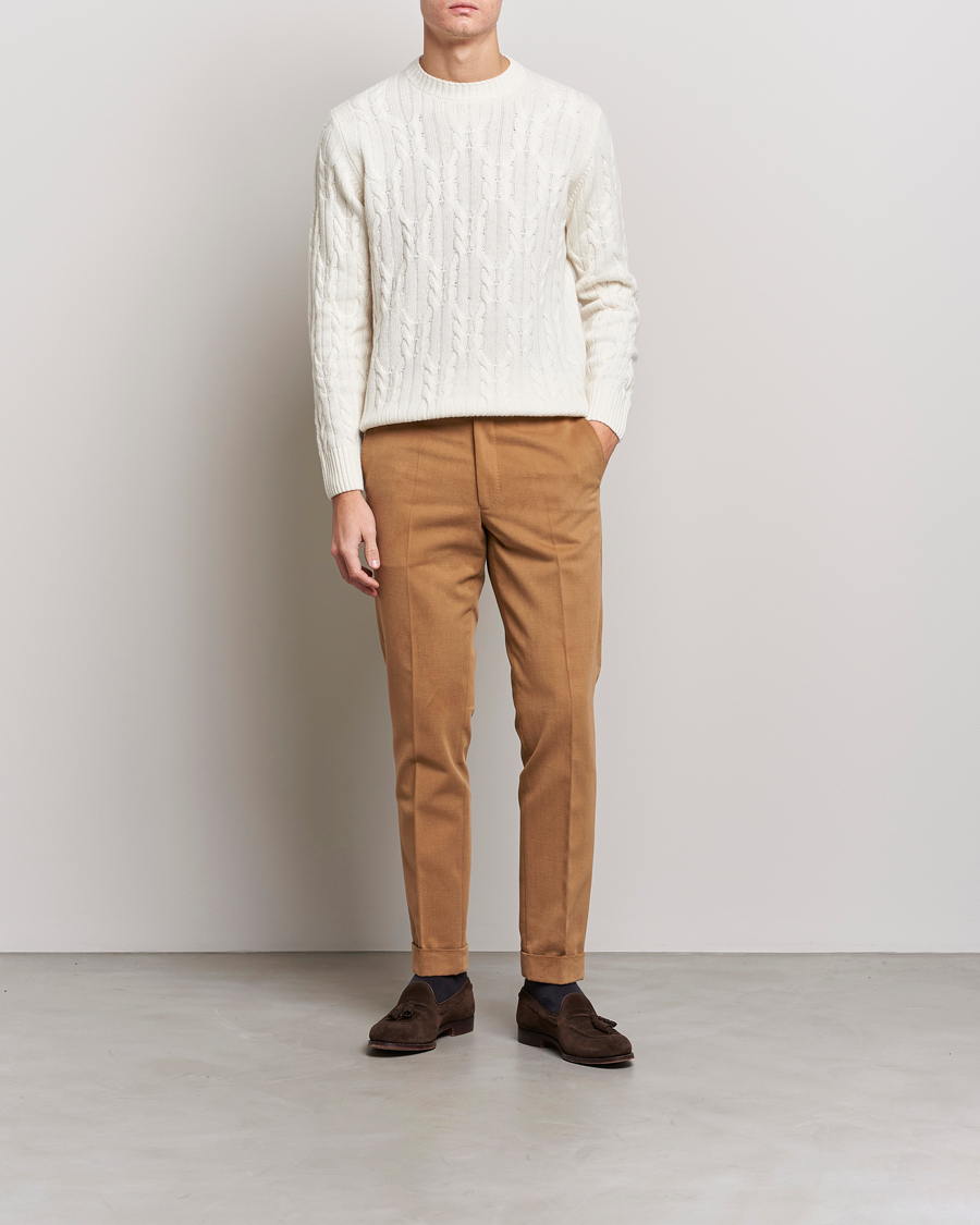 Mies | Vaatteet | Oscar Jacobson | Denz Brushed Cotton Turn Up Trousers Beige