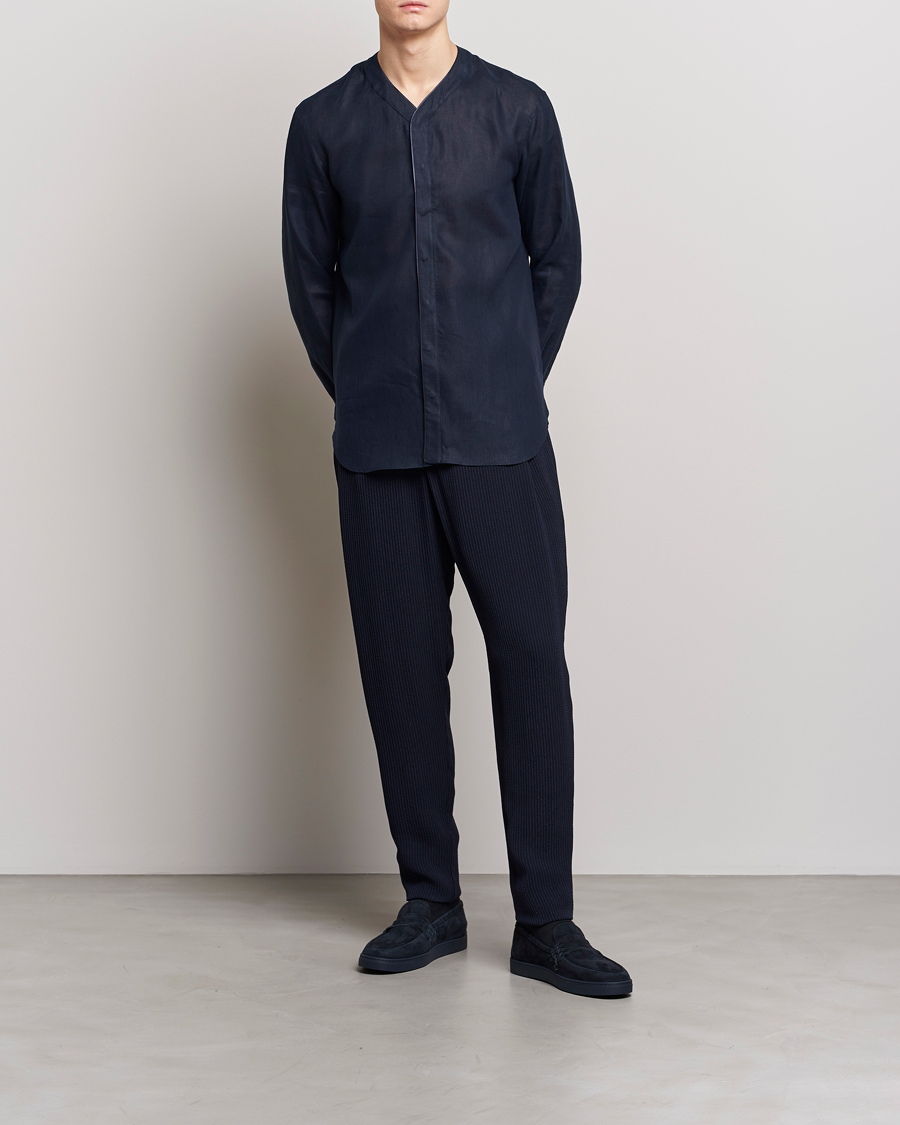 Mies | Kauluspaidat | Giorgio Armani | Linen Guru Shirt Navy