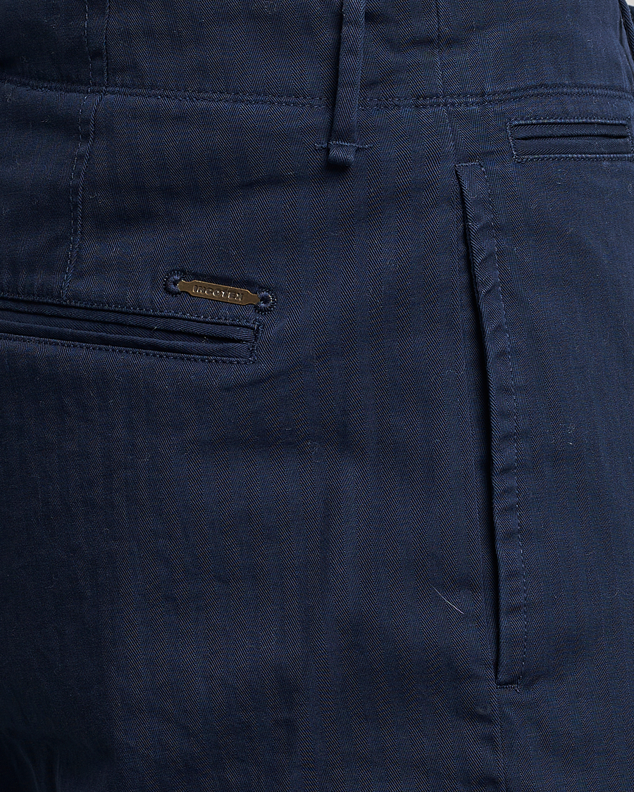 Mies | Housut | Incotex | Regular Fit Herringbone Chinos Navy