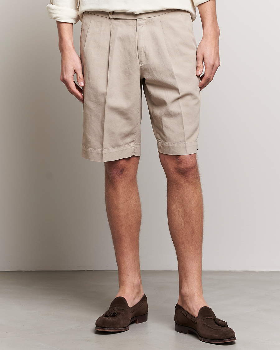 Mies | Shortsit | Incotex | Pleated Chinolino Shorts Beige