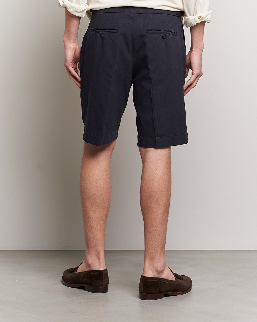 Mies | Shortsit | Incotex | Pleated Chinolino Shorts Navy