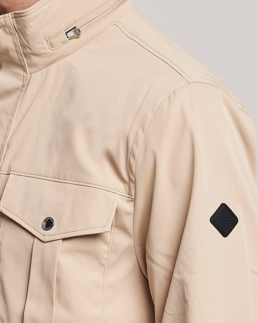 Mies | Takit | J.Lindeberg | Bailey Field Jacket Safari Beige