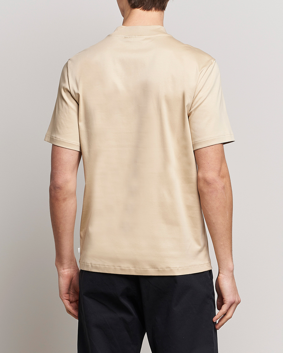 Mies | T-paidat | J.Lindeberg | Ace Mock Neck Mercerized Cotton T-Shirt Safari Beige
