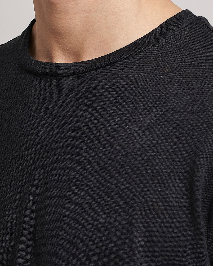 Mies | T-paidat | J.Lindeberg | Coma Linen Tee Black