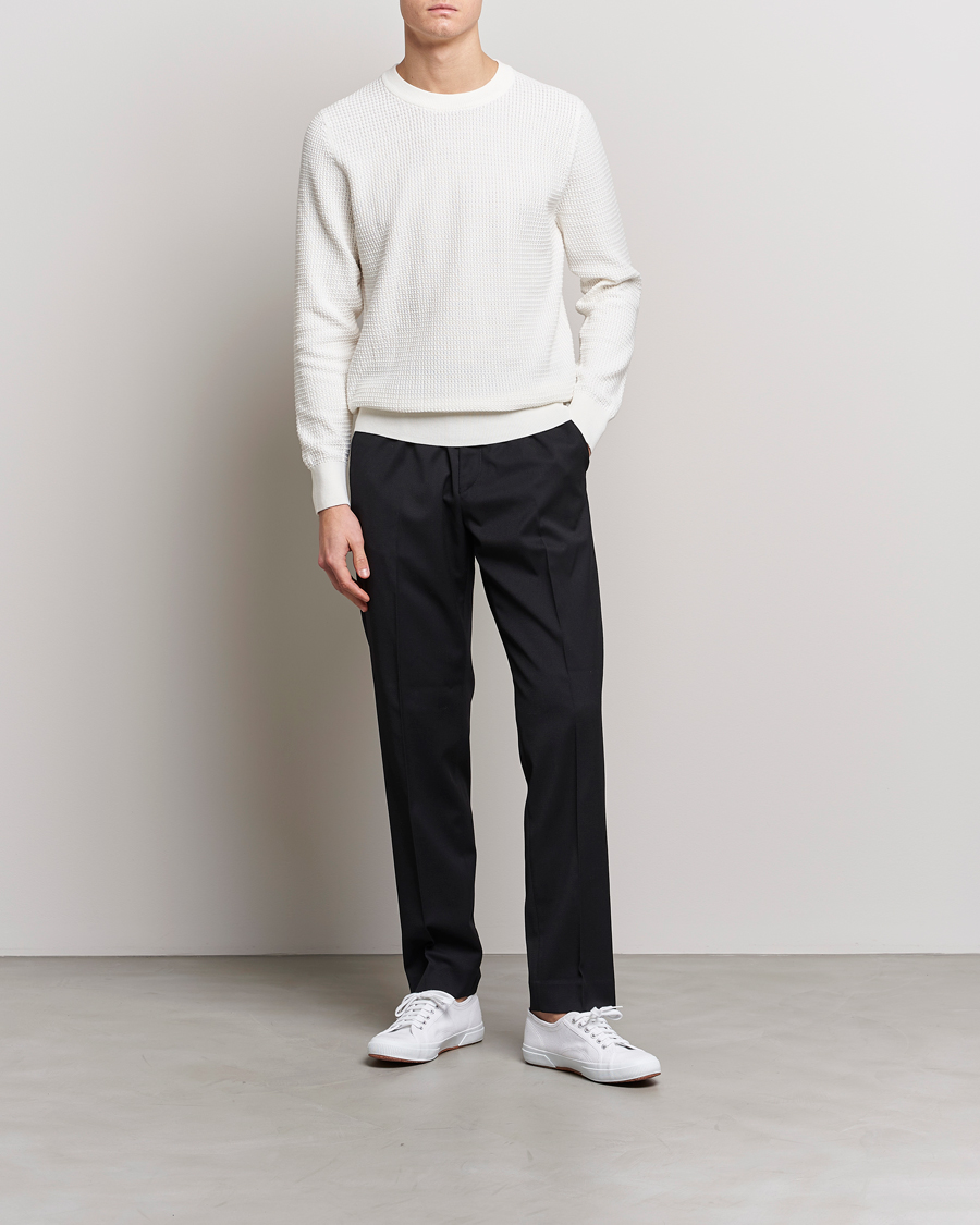 Mies | Puserot | J.Lindeberg | Arthur Structure Organic Cotton Crew Neck Cloud White