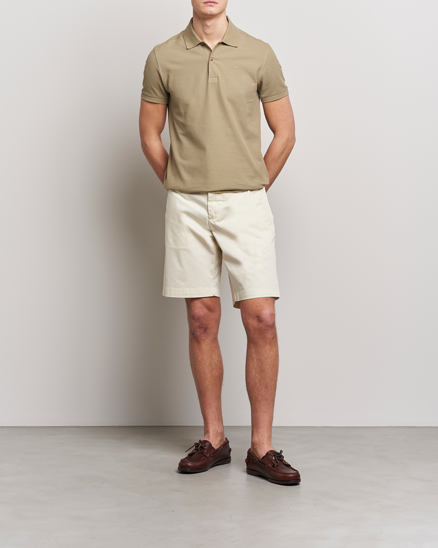 Mies | Shortsit | J.Lindeberg | Nathan Super Satin Shorts Turtledove