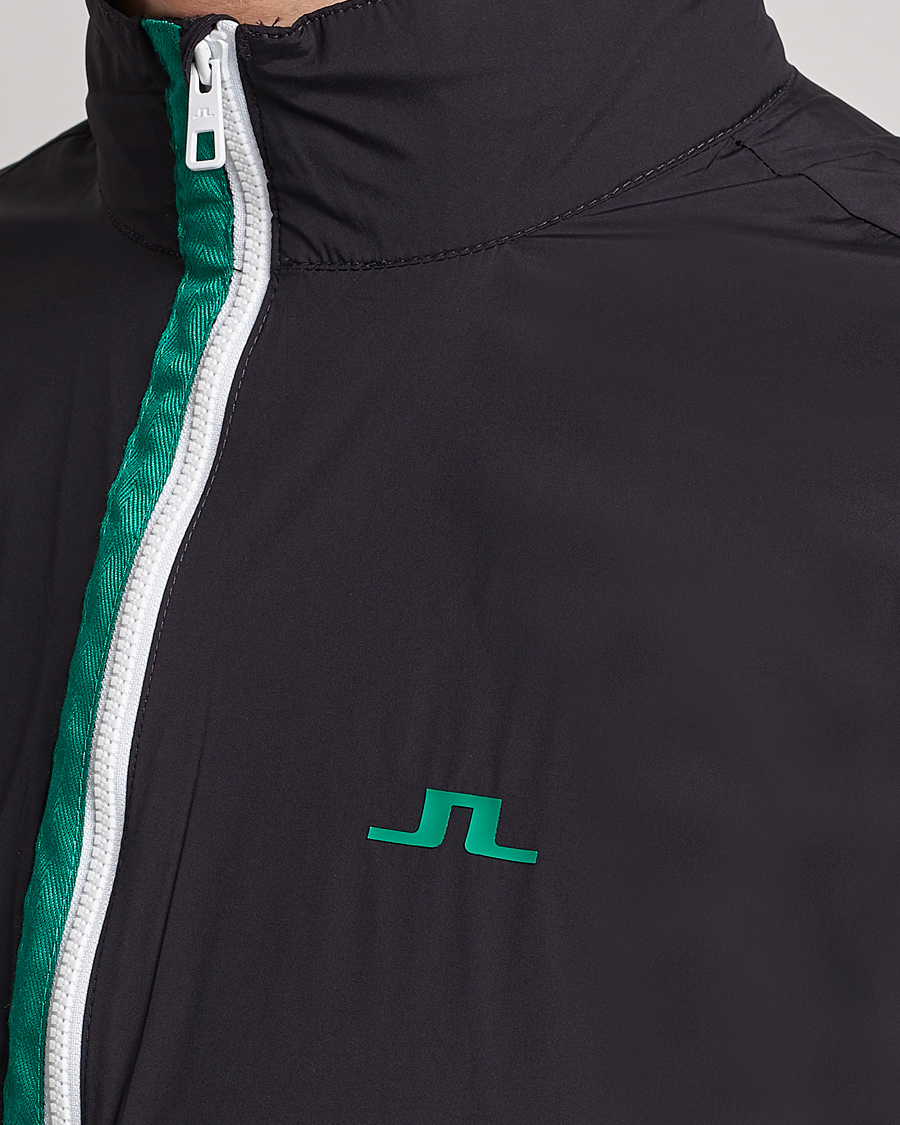 Mies | Takit | J.Lindeberg | Ash Light Packable Jacket Black