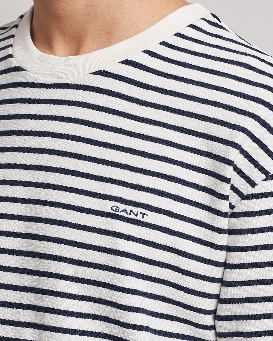 Mies | T-paidat | GANT | Stripe Heavy Tee Eavning Blue