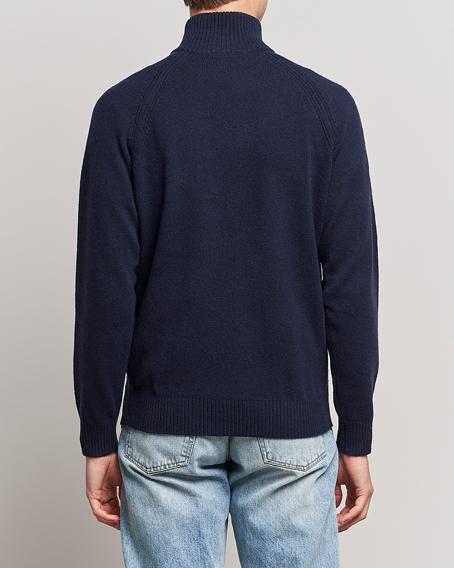 Mies | Puserot | GANT | Banner Shield Lambswool Half Zip Eavning Blue