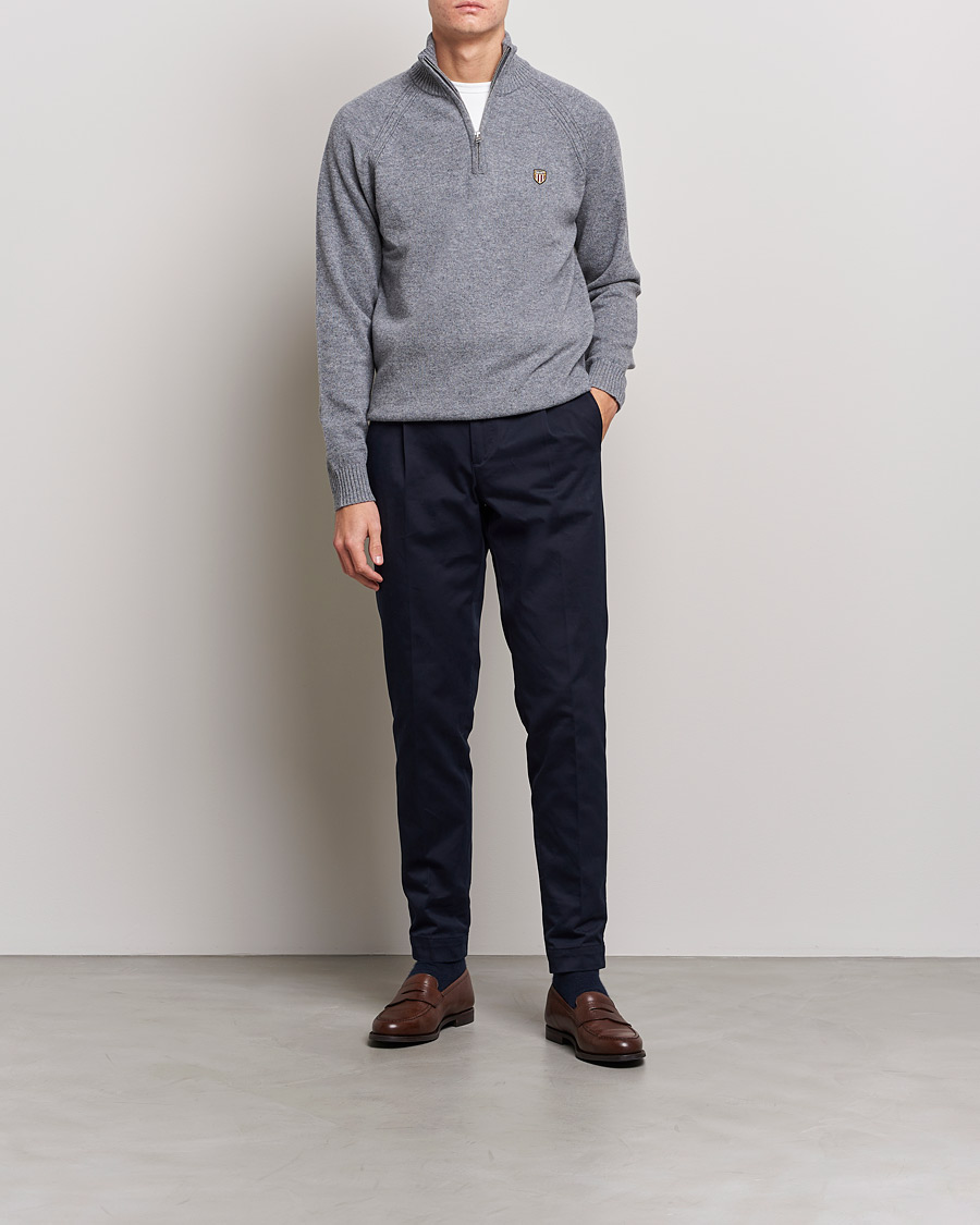 Mies | Puserot | GANT | Banner Shield Lambswool Half Zip Dark Grey Melange
