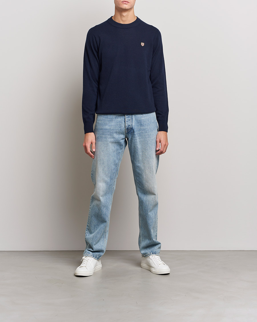 Mies | Puserot | GANT | Banner Shield Lambswool Crew Neck Eavning Blue
