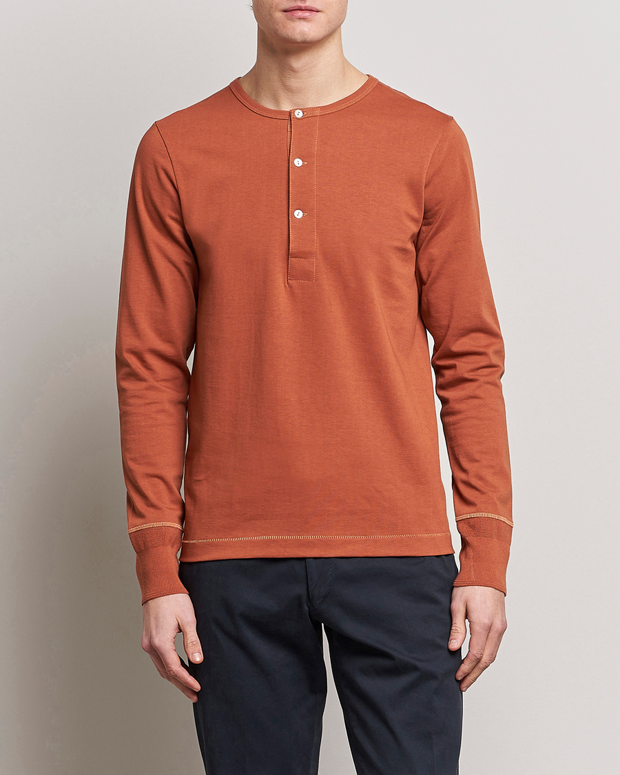 Mies | Puserot | Merz b. Schwanen | Classic Organic Cotton Henley Sweater Sierra Red