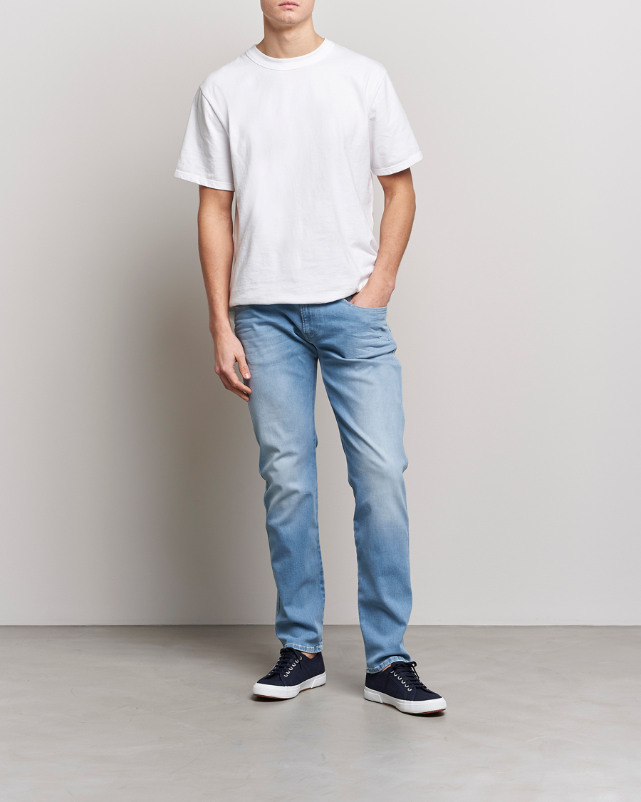 Mies | Farkut | Replay | Anbass Hyperflex Re-Used Jeans Light Blue