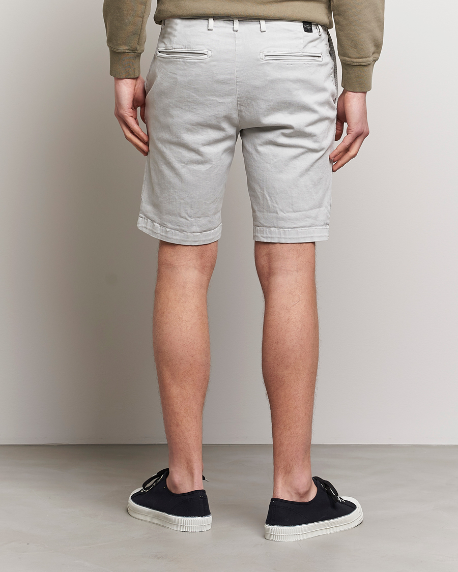 Mies | Shortsit | Replay | Benni Hyperflex Shorts Chaulk Grey