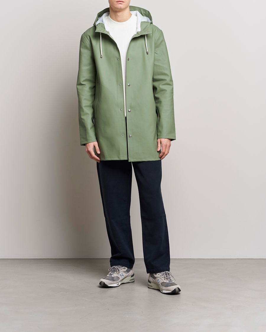 Mies | Takit | Stutterheim | Stockholm Raincoat Alfa Green