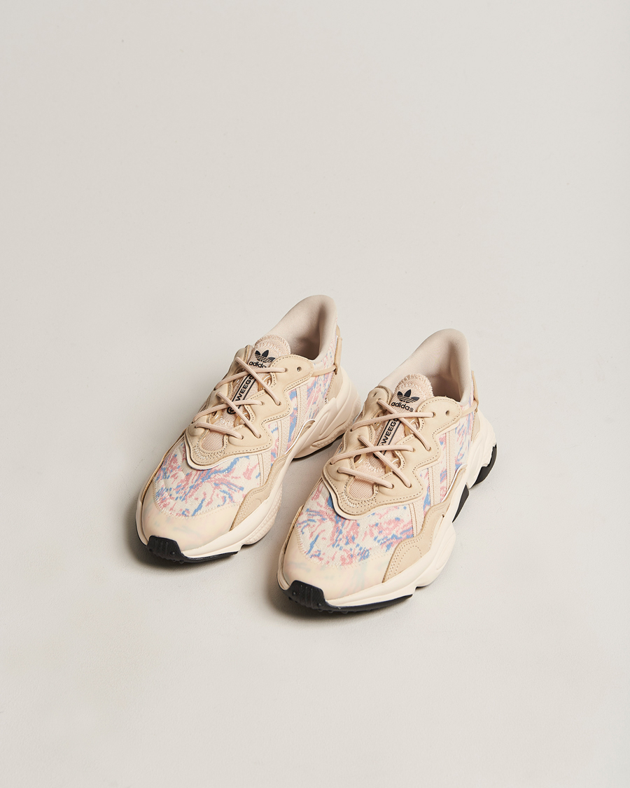 Mies |  | adidas Originals | Ozweego sneaker Sanstr/Sanstr