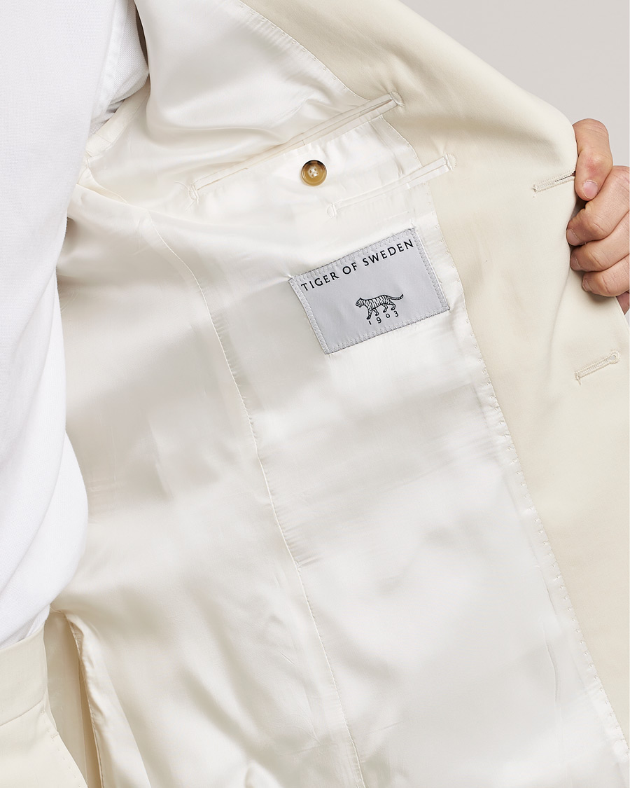 Mies | Pikkutakit | Tiger of Sweden | Julien Blazer Light Ivory