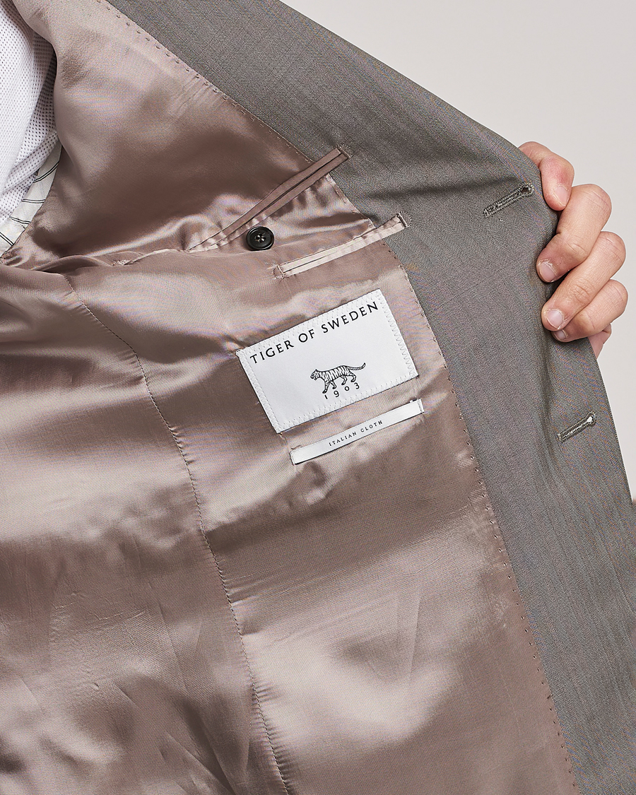 Mies | Pikkutakit | Tiger of Sweden | Justin Herringbone Wool Blazer Dark Sand