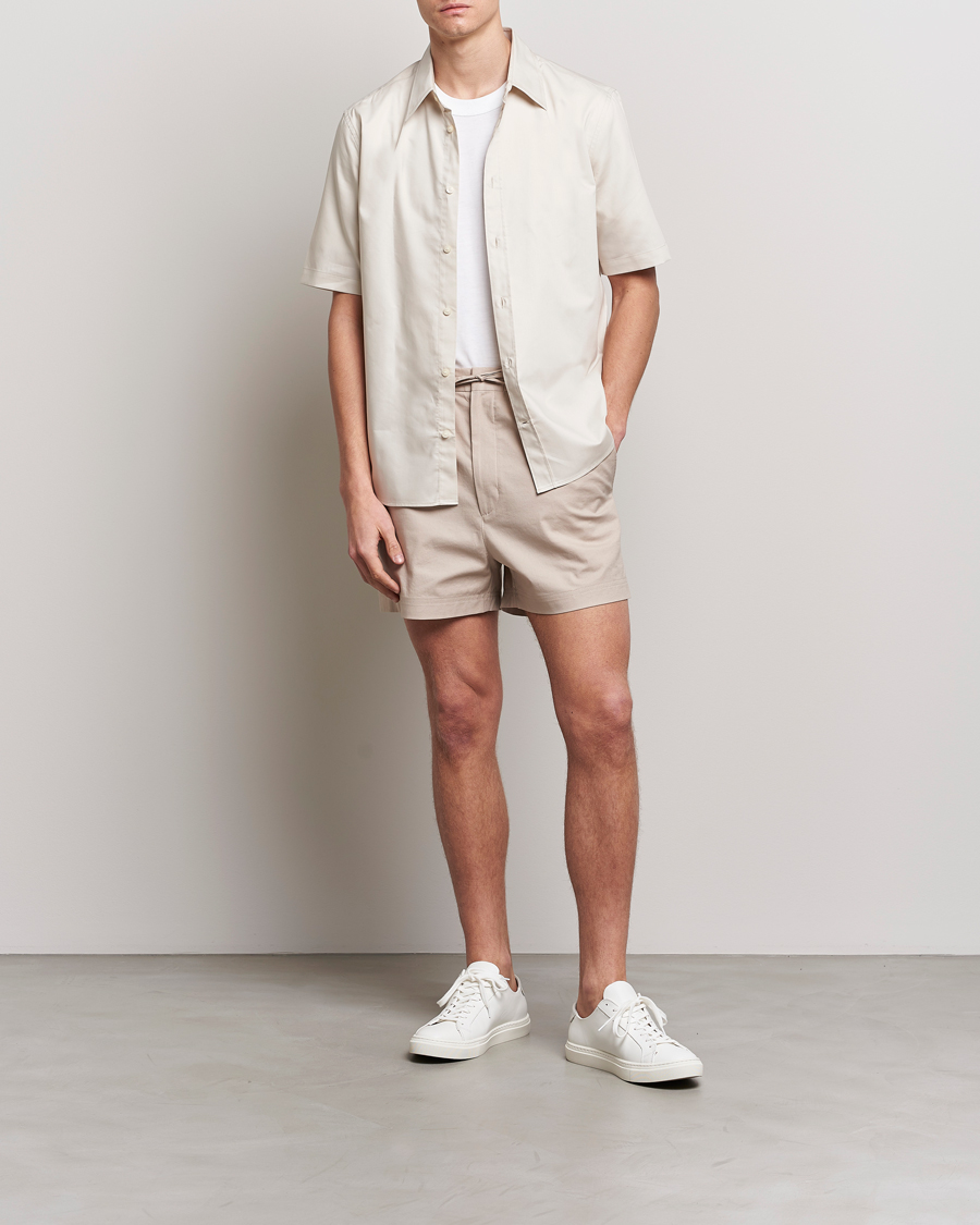 Mies | Shortsit | Tiger of Sweden | Birch Linen Shorts Cream Sand