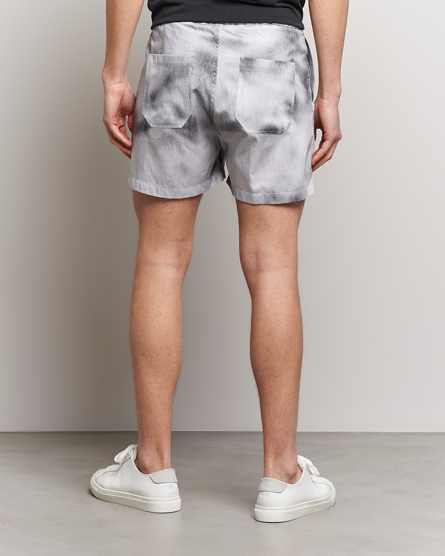 Mies | Shortsit | Tiger of Sweden | Twolum Printed Shorts Print
