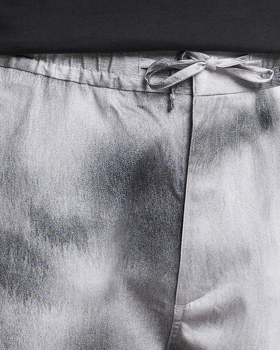 Mies | Shortsit | Tiger of Sweden | Twolum Printed Shorts Print