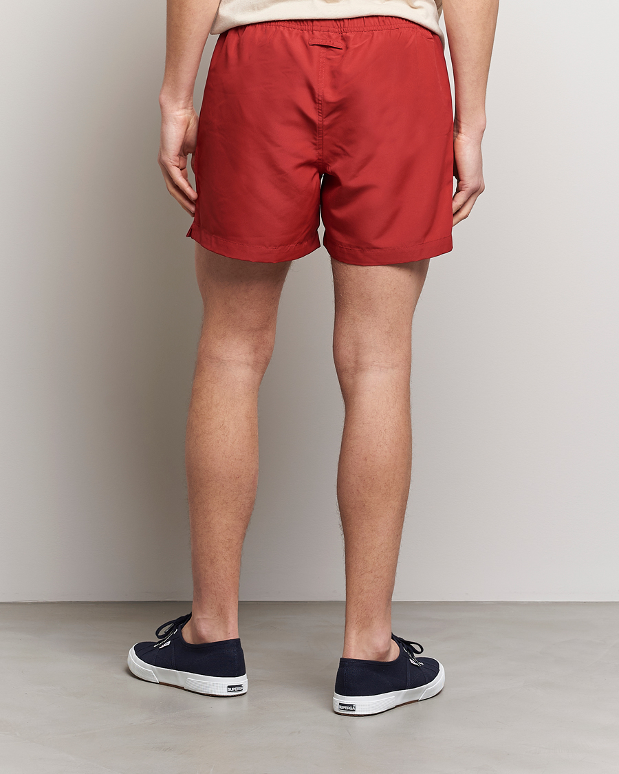 Mies | Uimahousut | Tiger of Sweden | Sjo Swim Shorts Dark Raspberry
