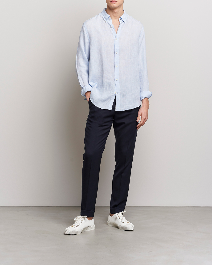 Mies | Kauluspaidat | Tiger of Sweden | Sankt Linen Shirt Light Blue