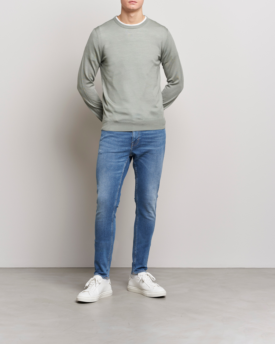 Mies | Farkut | Tiger of Sweden | Evolve Jeans Medium Blue