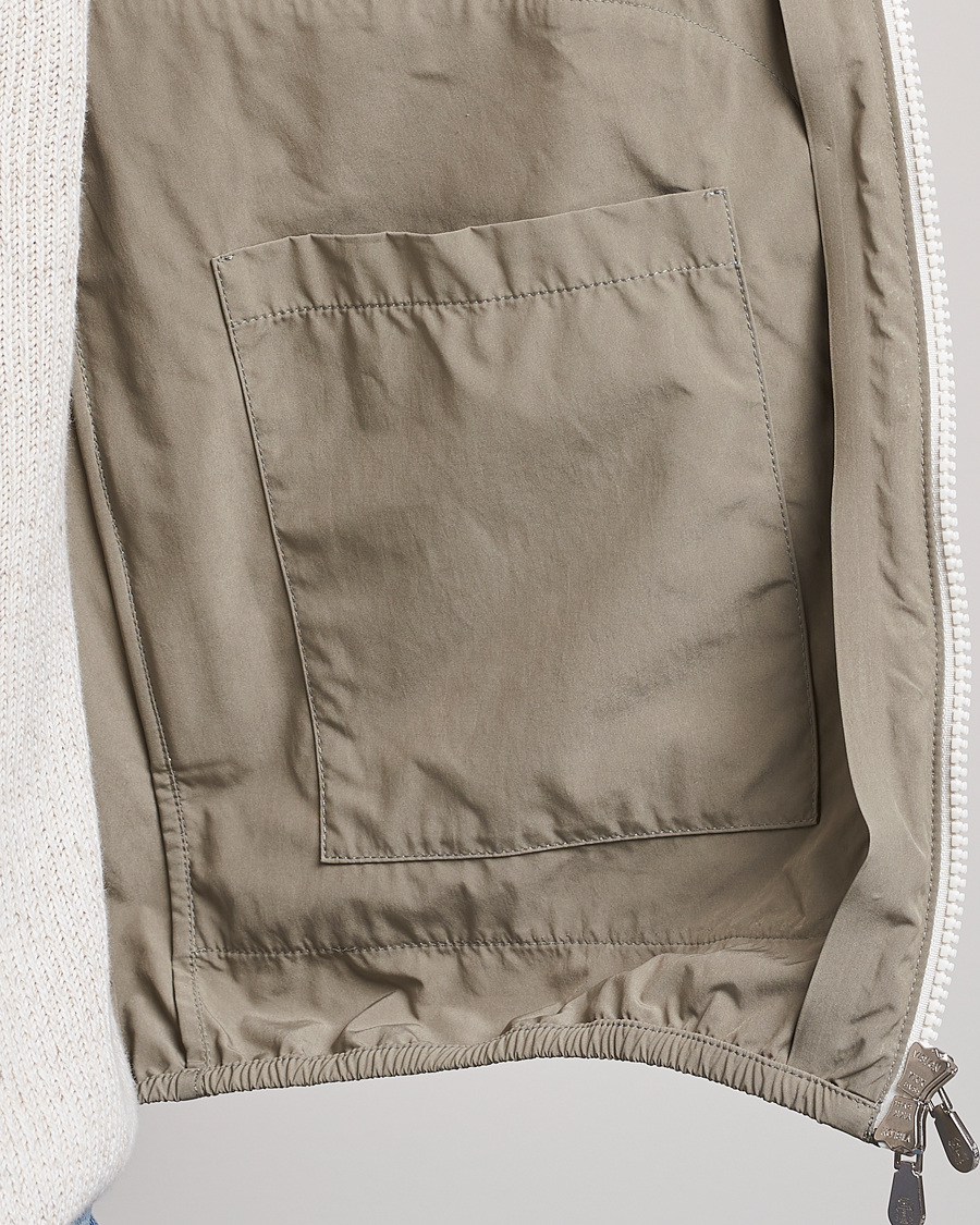 Mies | Ulkoliivit | Brunello Cucinelli | Lightweight Nylon Gilet Olive